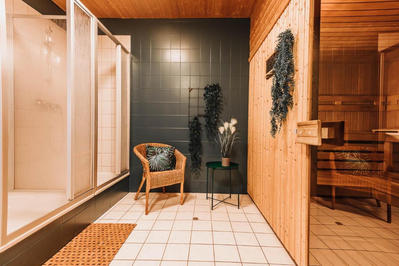 Xxl Ferienhaus Goldberger See - Sauna - 16 Personen Ngoại thất bức ảnh